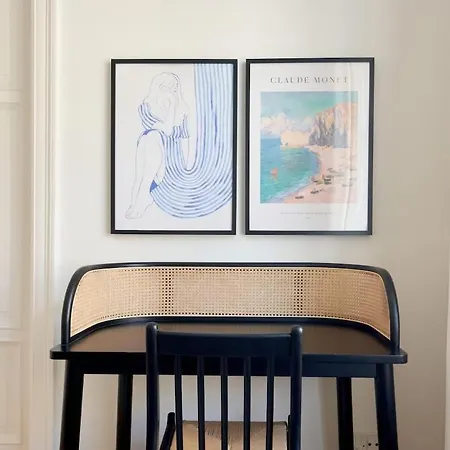 Huge Modern & 2br Loft Διαμέρισμα *